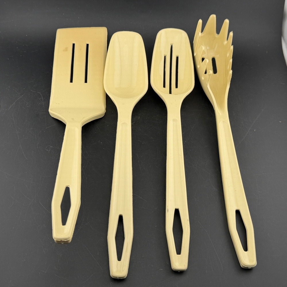 Vintage King Kraft Nylon Kitchen Utensil 4pc Set-Almond, Turner, Spoons, Pasta